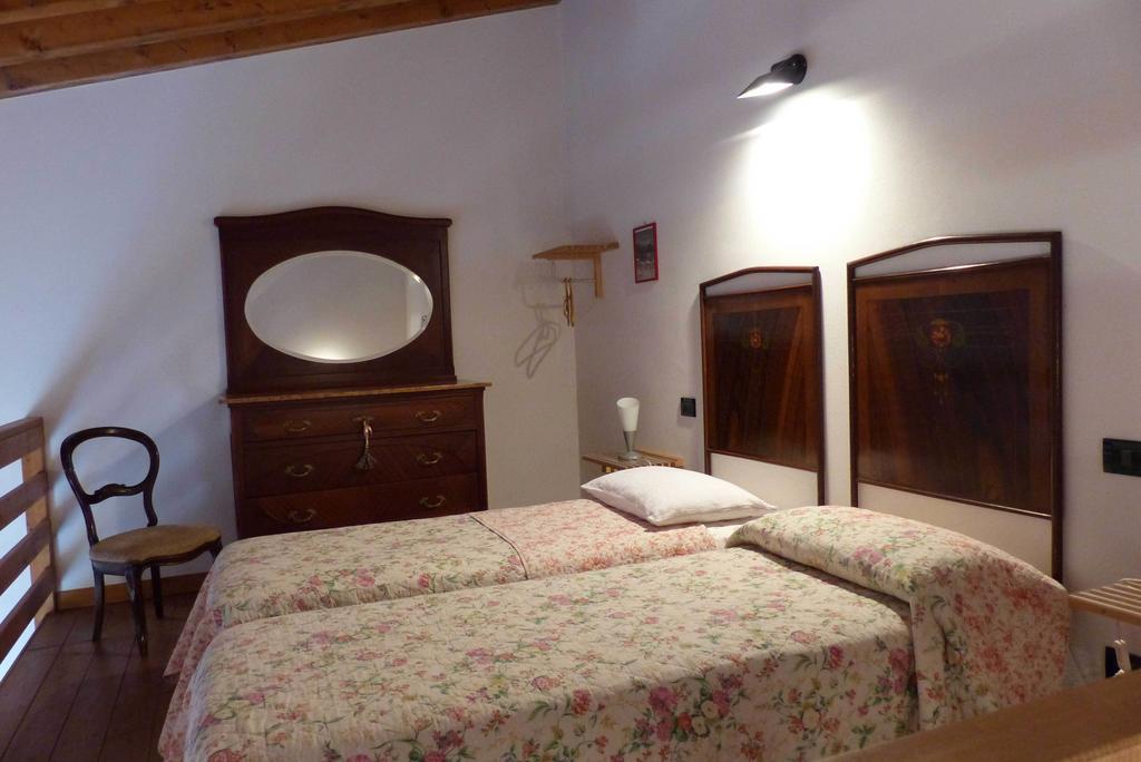 Arriga Alta Villa Lonato Cameră foto